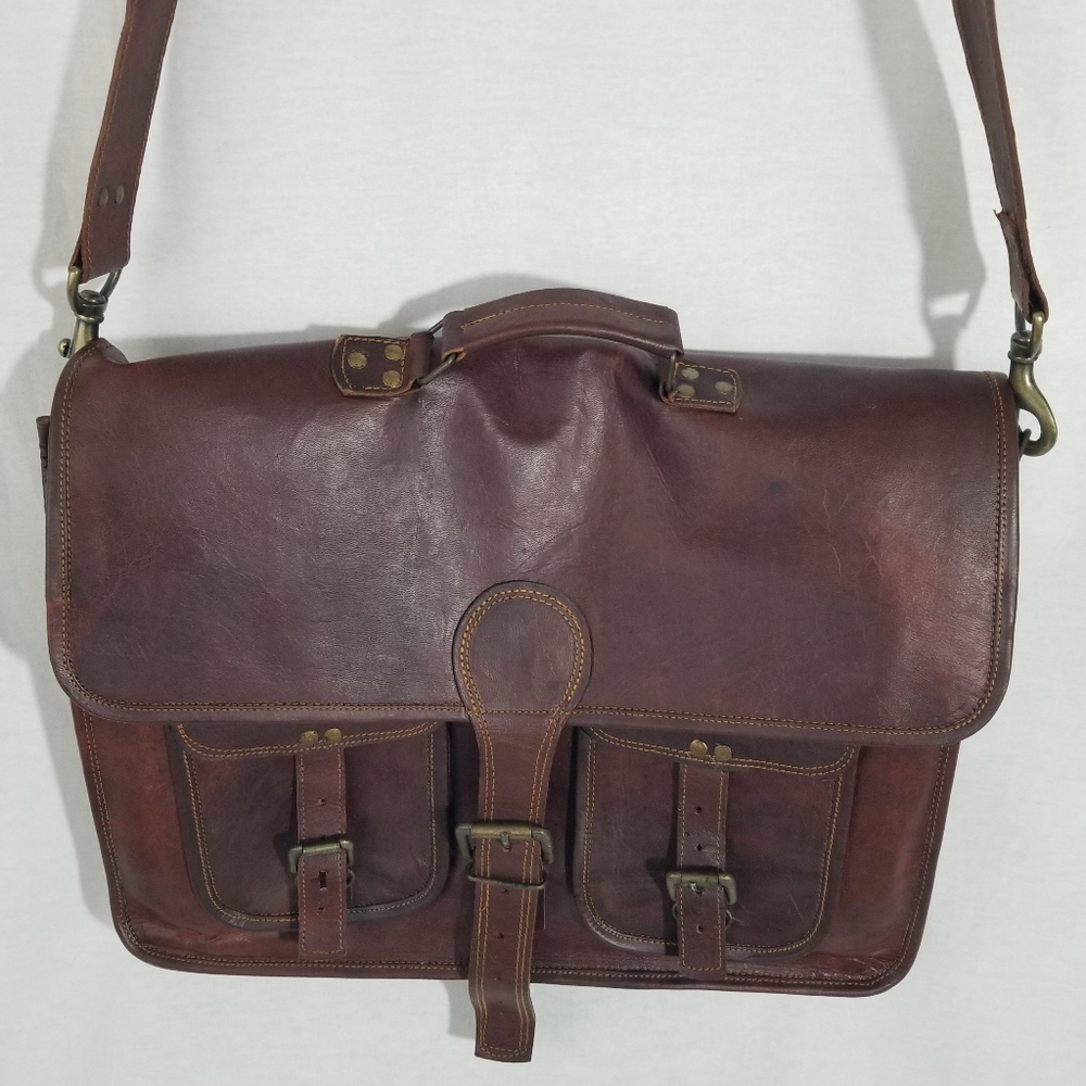 100% Genuine Leather Messenger style briefcase Coated Waxed Leather - Picture 4 of 17